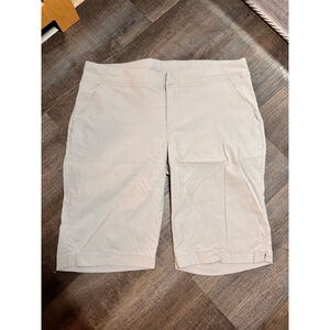 Women's Columbia gray Bermuda Shorts Size 10